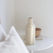 Lade das Bild in den Galerie-Viewer, Vase Amber aus Steingut - o cactuu