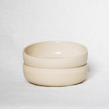 Load image into Gallery viewer, Bowl aus Keramik - Connis Töpferei
