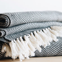 Load image into Gallery viewer, Kano - Decke aus Baumwolle
